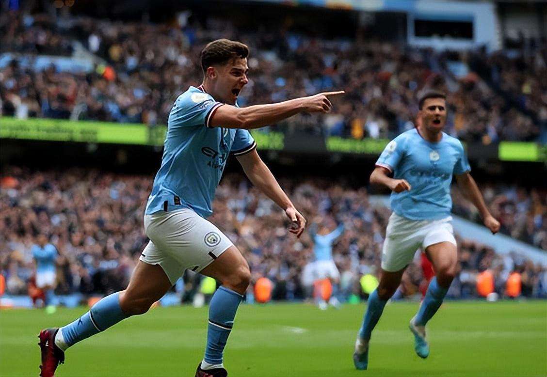 法国客场3-1逆转阿塞拜疆，马特塔、阿克利乌什破门，古斯托两助攻