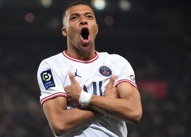 记者：迈阿密国际正与塔列雷斯就33岁阿根廷门将吉多进行谈判