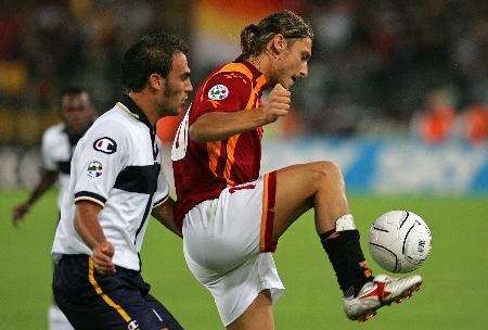 门将关键扑救锁定胜利