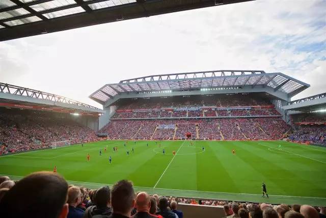 毕尔巴鄂竞技迎战皇家马德里：两位关键球员回归引发期待